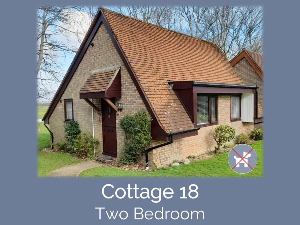Glyndley Manor Cottages Полгейт Экстерьер фото
